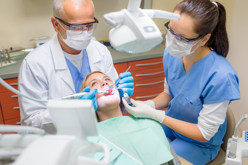 Dental_Assistant_Training-1
